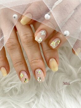 ミア(Mia)/フラワーホログラム