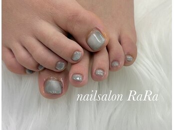 ララ(RaRa)/マグネットネイル