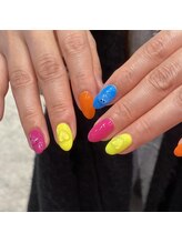 ビューティマーケット アングゥ(BEAUTY MARKET ungu)/カラフルネイル