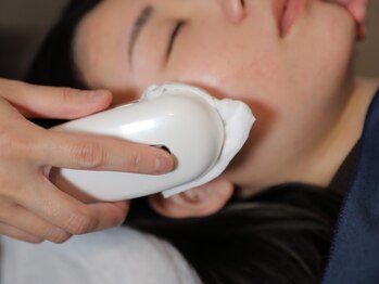 ドマイロ鍼灸院(Domairo鍼灸院)の写真/【美容鍼×セルキュア美顔器】年齢が出やすい口元・頬・フェイスラインに深くアプローチしエイジングケア☆