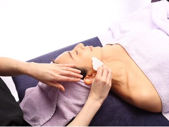 シー バイ カリスタ 池袋店(C by CALISTA)/かっさでお顔の老廃物の排出促進