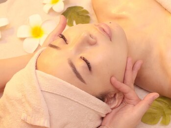 アロマリラクゼーションアンドよもぎ蒸し シェリー(cherie)/小顔