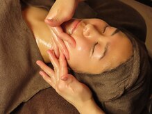 プルケルスパ(PULCHER SPA)の雰囲気（フェイシャル専門店に負けない技術でフェイスラインもスッキリ☆）