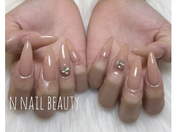 エヌ ネイルビューティ(N nail beauty)/長さ出しワンカラー＋有料パーツ