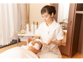 ベルリアン(BelleLien)の写真/高周波で口周りフェイスラインをケア!ゆるみたるみのけあ、予防で若々しい印象へ♪