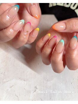 ビタミンカラーでフレンチネイル