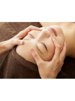 ホウレイ線・たるみ改善！予防ケア