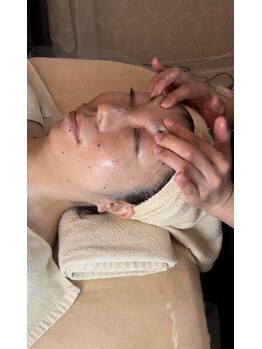 タカキ(TAKAKI)/リフトアップフェイシャル