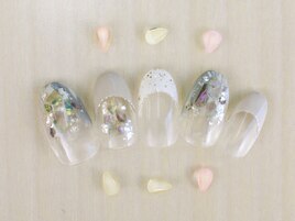 華やかなジェルネイル☆