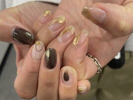 ちぐはぐぷっくりミラーネイル