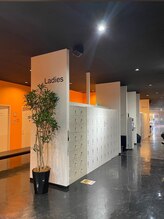 アレクシー(ALEXY)/女子更衣室