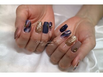 ネイルサロン R/スタイリングコース