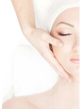 ラ シュシュ(La.Chou-Chou)/小顔フェイシャル