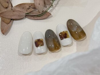 エムプラスビューティー(M+)/シンプルネイル