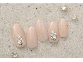 5000円　ビジュー　ネイル