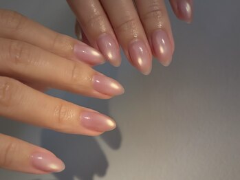 エルヴェ(elve)の写真/パラジェル&フィルイン施術で自爪に優しく。美フォルムが自慢のベテランネイリストがつくる健康的な美爪◆