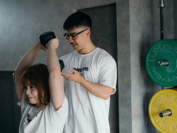 グランドジム 瑞穂店(GRAND GYM)の写真/ただ鍛えるだけはNG！骨格や姿勢から見直す根本改善パーソナル★正しい動作で効果的に理想の美ボディへ♪