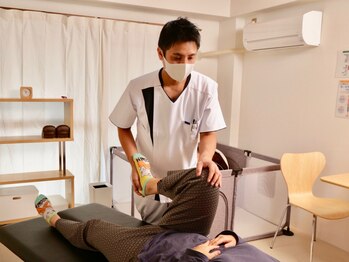 はらカイロプラクティックセンターの写真/WHOガイドラインに沿った教育を受けた南大阪で希少の国際基準カイロプラクターによる施術でお悩み改善！