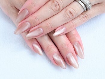 チャンプ(Champu)の写真/指先のオシャレにも気を抜かない大人女性に人気のサロン♪あなたの希望にあったお色味やデザインをご提案☆