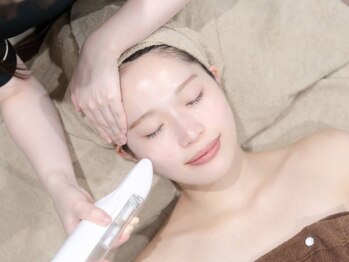 ドクターエイチ 四ツ橋堀江店(Doctor.H)の写真/エイジングケア人気NO.1！ノーファンデでも褒められる肌に♪【小顔×水光美肌】で透明感あふれる美肌へ！