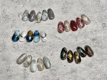 フリーリー 大泉学園(freely)の写真/*日常に馴染むシンプル系～最新トレンドまで*ショートネイルでも映える繊細なアートもお任せ下さい♪