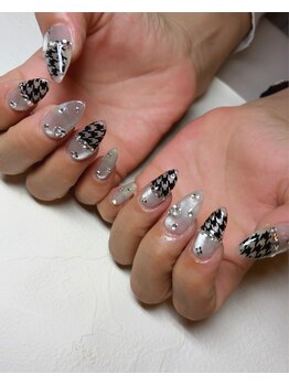 カズネイル(Kazu nail)/千鳥格子ネイル