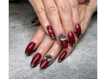 ジョリ(Jolie)/Ｖカットネイル