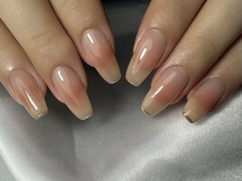 艶チークネイル