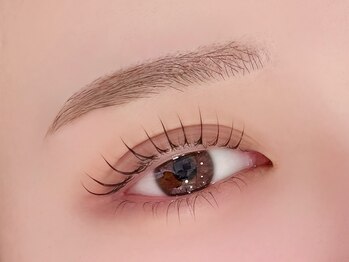 ルシェリス(Le Cheriss.)の写真/【お肌に優しいアイブロウWAX使用】実力派スタッフが骨格などをしっかり見極めあなたに合った眉をご提案!