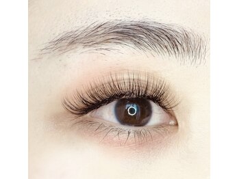 リリオアイラッシュ(Lilio eyelash)/