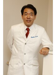 須藤　健太郎(院長/鍼灸師、更年期指導士、シニア心理カウンセラー)