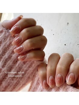 ルート12/ガーリーの定番！チークネイル