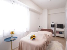 ビューティーサロン プティ(beauty salon petite)/トリートメントルームへご案内