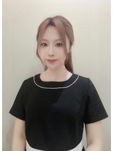 ナナズネイル 西小倉店(NANA's Nail) 小川 梨央