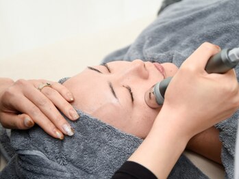 マーレ(Male')の写真/美肌を手に入れたい方必見！くすみ、エイジングケア、毛穴の黒ずみや開き、たるみケアに◎