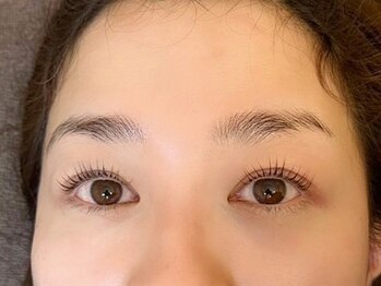クレス(Qures)の写真/【パリジェンヌラッシュリフト¥3,500】根本から立ち上げてナチュラル可愛いお目元へ☆自まつげ派の方に◎