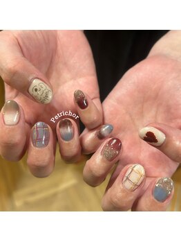 ぺトリコール(Petrichor)/落書きネイル