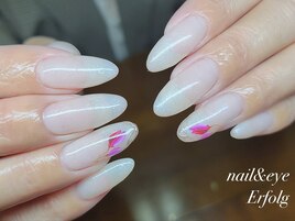 大人な上品チューリップネイル！