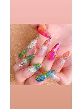 ワイルド ロマンス(WILD ROMANCE)/全国から大反響のデザイン