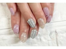 ニケ/ストライプ