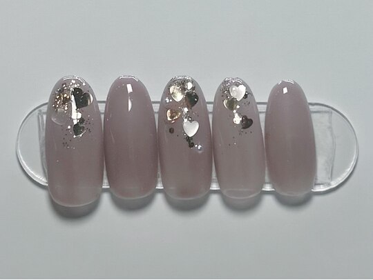 2025年冬】グレー ハートのネイルデザイン集｜人気順｜ホットペッパー  