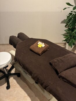 ベリーケア(BERRY CARE)の写真/毎日のデスクワークなどの頭や首肩コリに◎「ヘッドスパ＆オールハンドリンパマッサージ」がおすすめ！