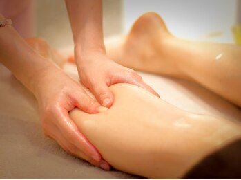 美療鍼灸整骨院の写真/【仕事・家事・育児を毎日頑張っているあなたへ◎】日頃のストレスや疲れを忘れ、ゆったりとしたお時間を★