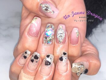 アン ジョーヌドラゴ/【自爪ネイル】アシメネイル