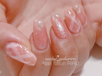 リル(RIRU)/チェック柄ネイル