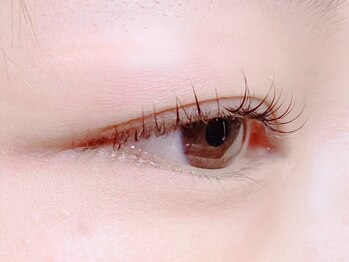 アンベリィ(In bellir)の写真/自然な立ち上がりも、クルッとカールも、お好みの目元に♪イメージに合わせた施術ですっぴんにも自信◎