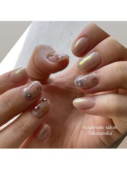 ルート12/きらきらシロップフラワーネイル