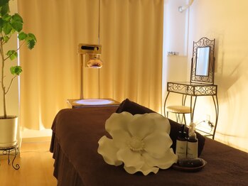 シエスタ リラクゼーションアンドデトックス(Siesta Relaxation&Detox)/施術ベット 完全個室