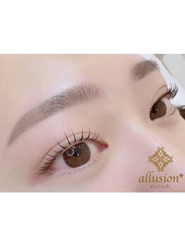 ナチュラル上品な目元にしたい