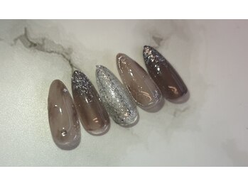 ファースト 博多バスターミナル店(FIRST)/デザインネイルプラス